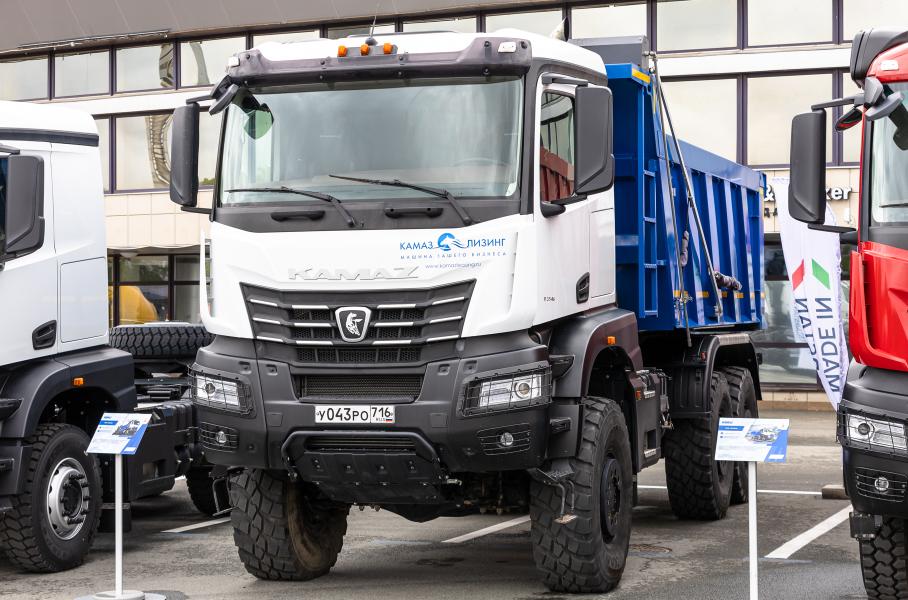Новый самосвал КамАЗ-65959 колёсной формулой 6х6