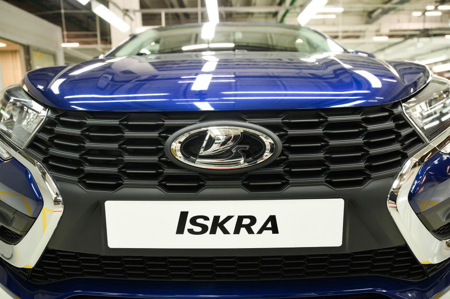 Появились фото салона Lada Iskra после заводского краш-теста