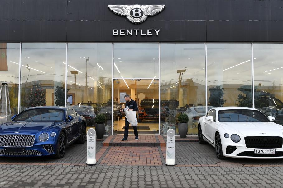 В России растут продажи люксовых автомобилей с пробегом