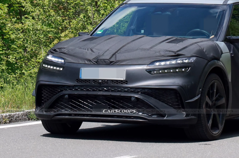 Самый быстрый Genesis: первые «живые» фотографии