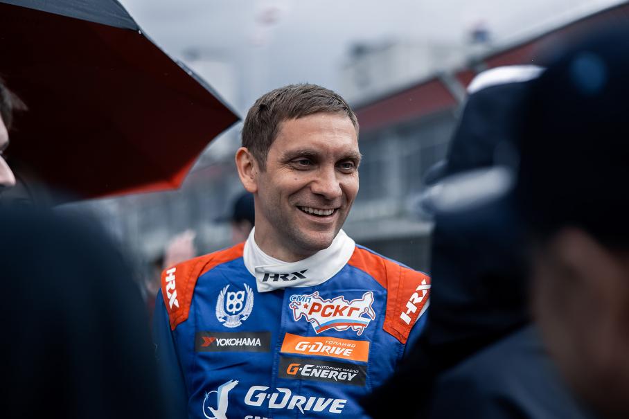 Виталий Петров