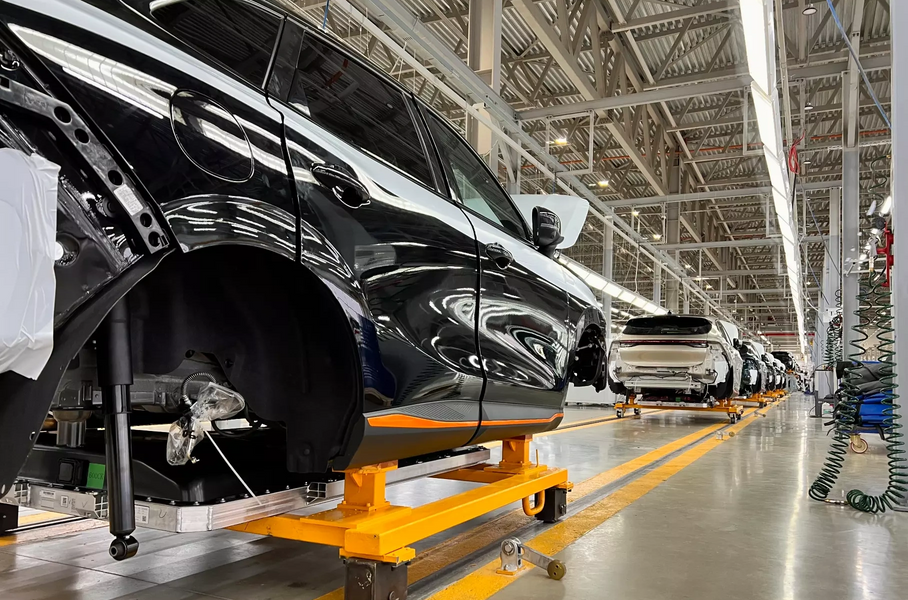 Производство Evolute i-Sky