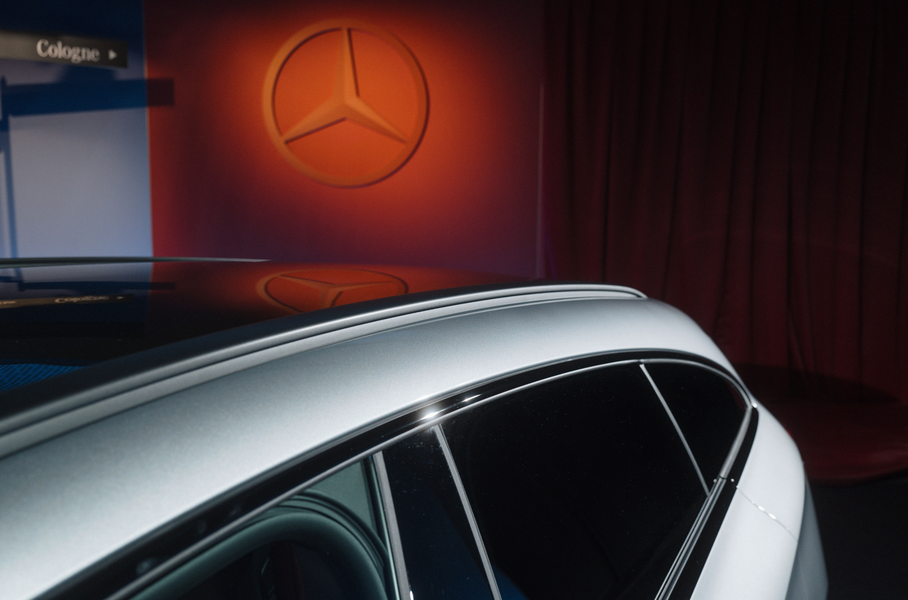 Mercedes-Benz начнут оснащать моторами от BMW