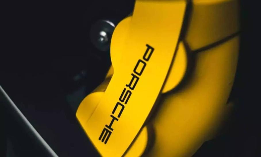 Из-за ошибки на конвейере будут отозваны новые Porsche и Lamborghini