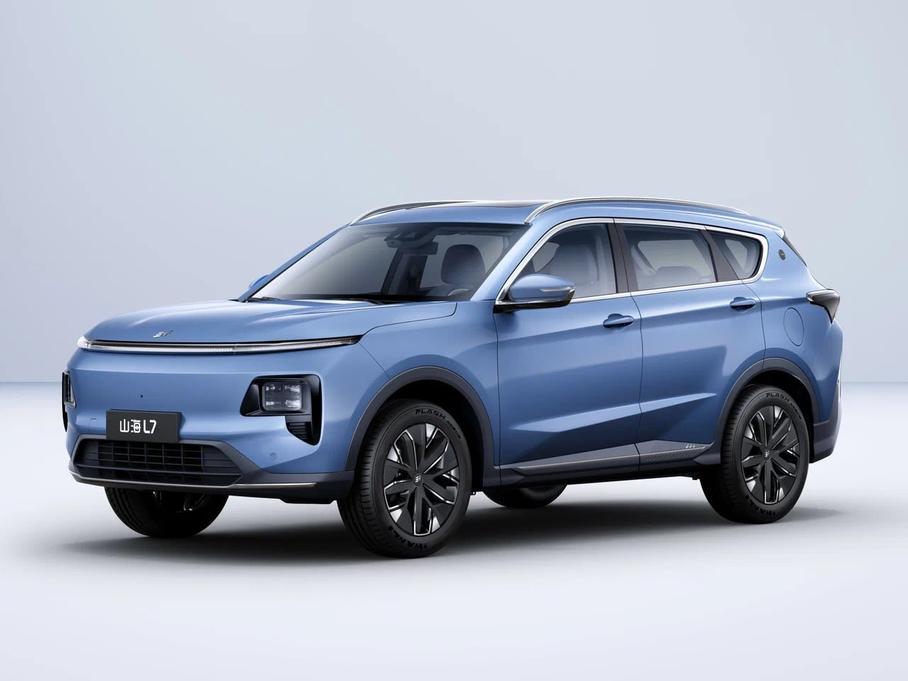 Названы самые ненужные китайские кроссоверы в России