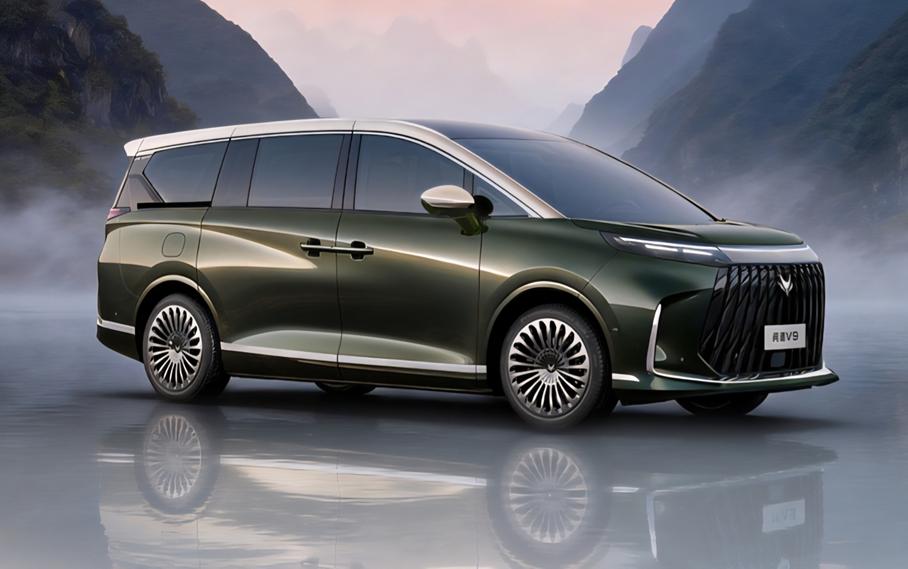 BAIC создал первый в мире минивэн с интегрированным каркасом безопасности