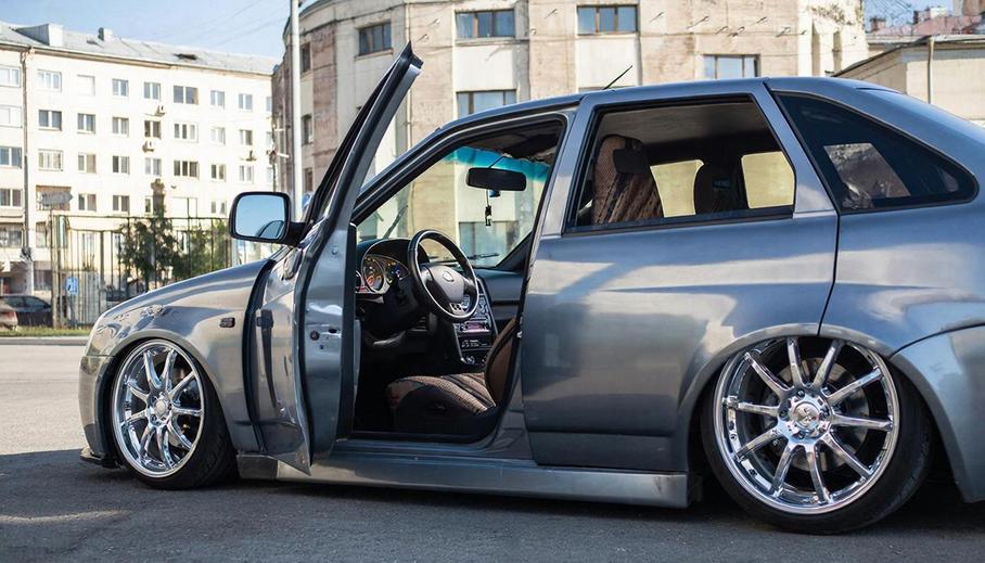 Lada Priora тюнинг вид спереди