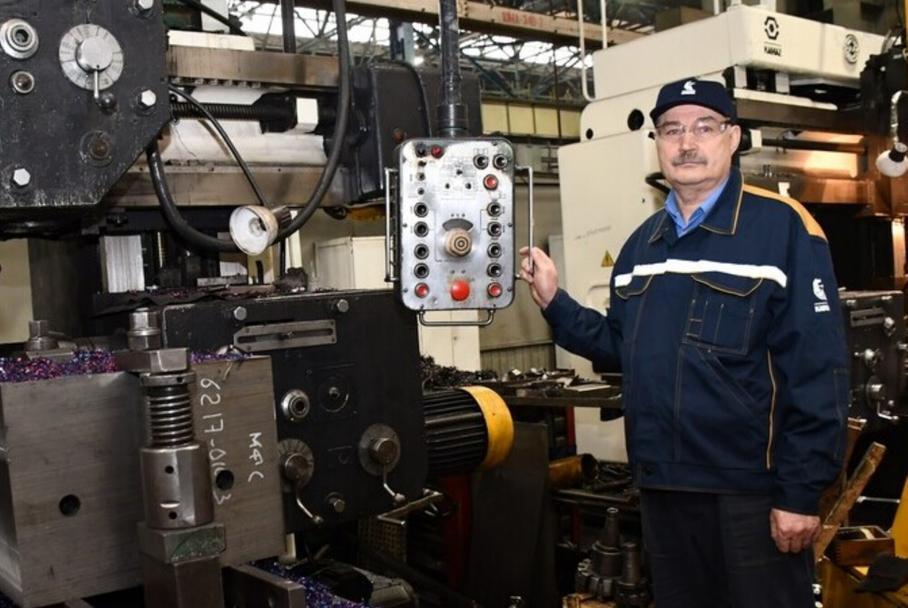 КамАЗ впервые за последние 15 лет переоденет рабочих