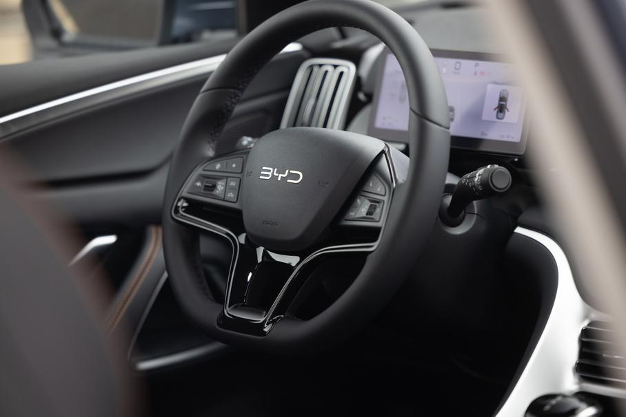 Китайская BYD готова купить компанию из топ-10 мировых автогигантов