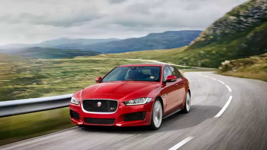 Jaguar XE
