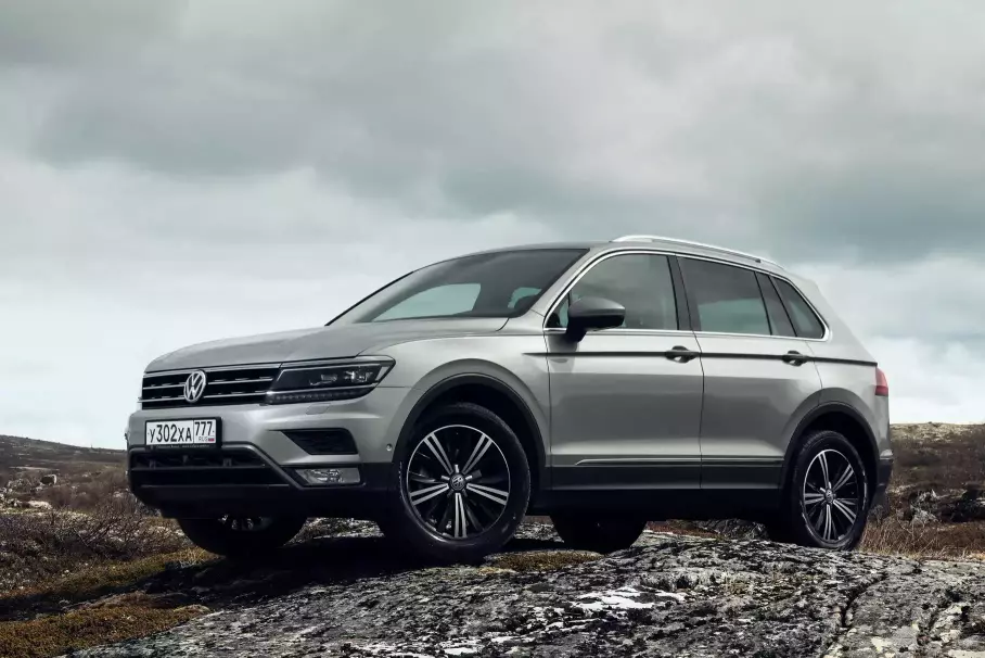 Кроссовер Volkswagen Tiguan второго поколения раскритиковали за капризные турбомоторы и слабое сцепление