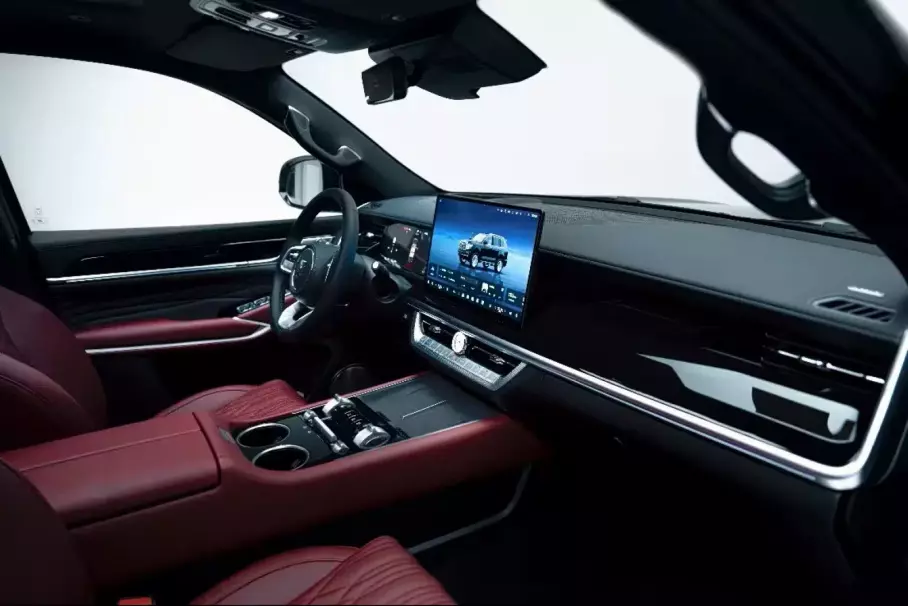 Tank 500 Black Warrior