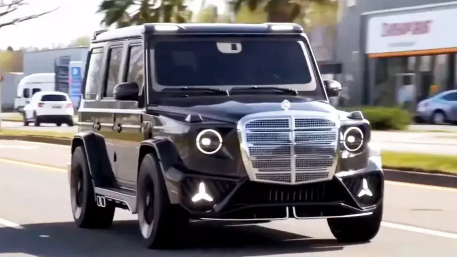 Дубайское тюнинг-ателье построило Mercedes-Benz G63 с огромной решеткой радиатора