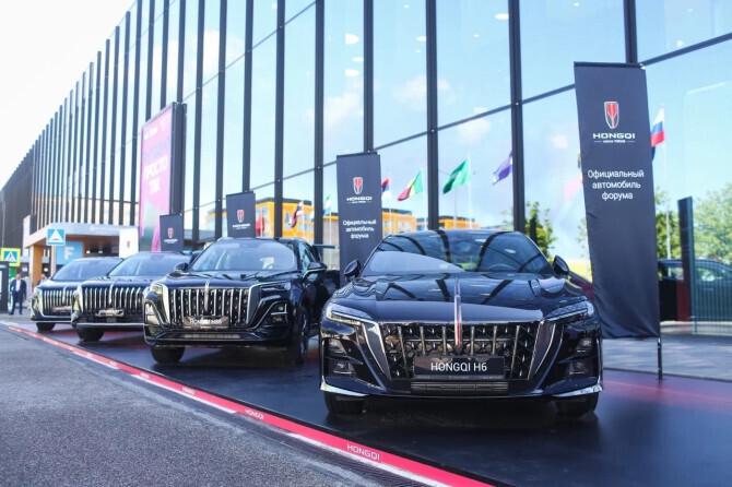 Hongqi анонсировал в России новые модели