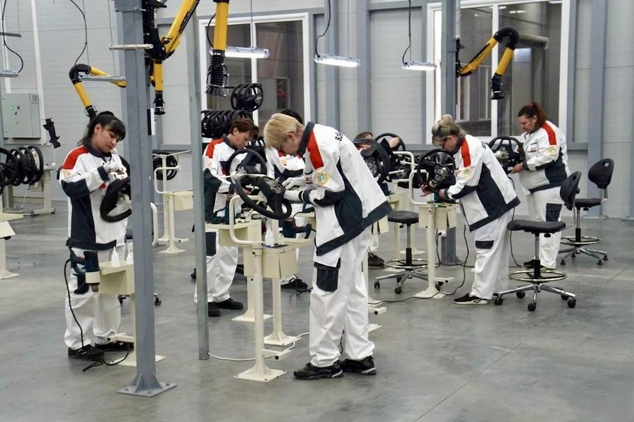 Пристегните ремни: внедорожники УАЗ укомплектуют российскими эирбэгами