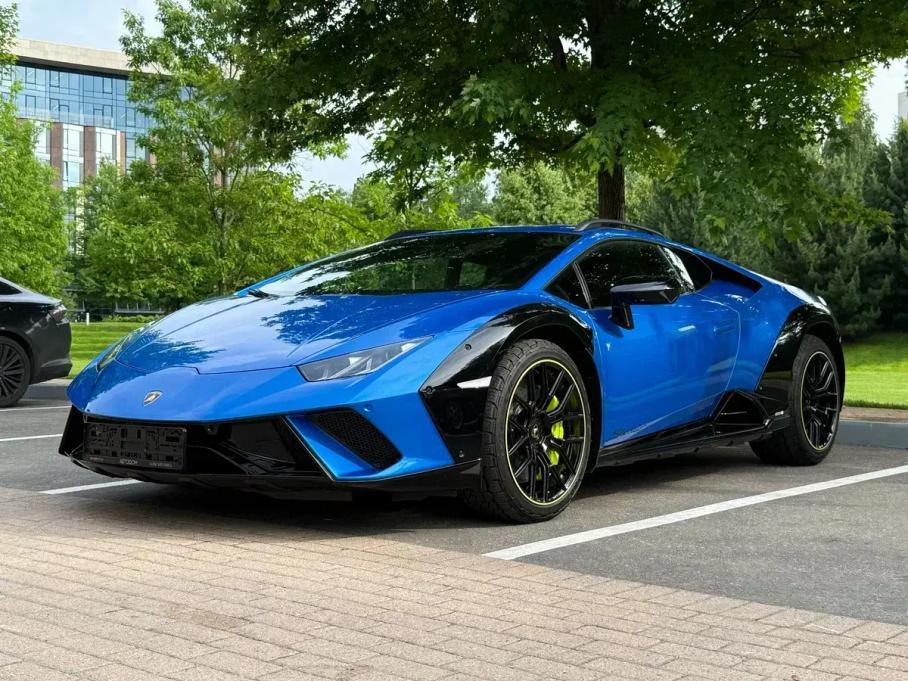Lamborghini Huracan Sterrato