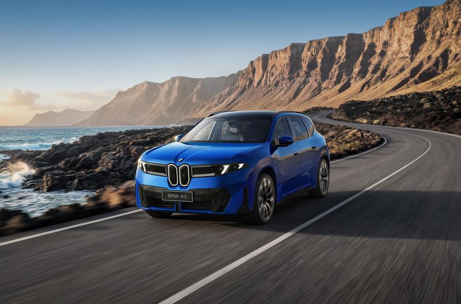 BMW iX3