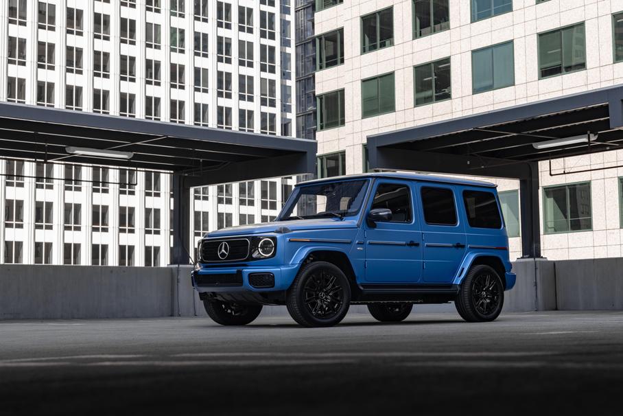 Mercedes-Benz G580 with EQ Technology