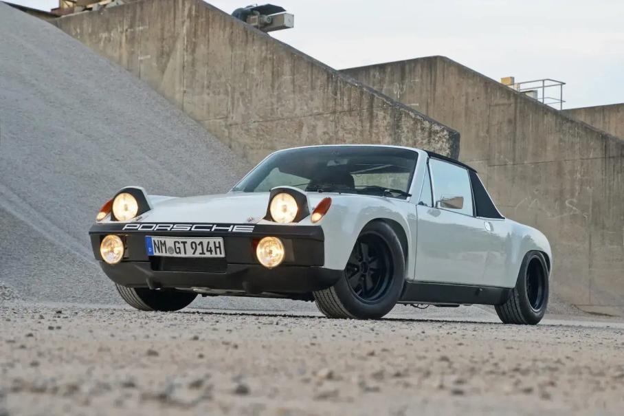 Porsche 914