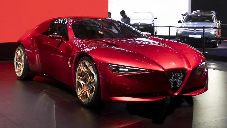 Концепт Alfa Romeo Cuorerosso