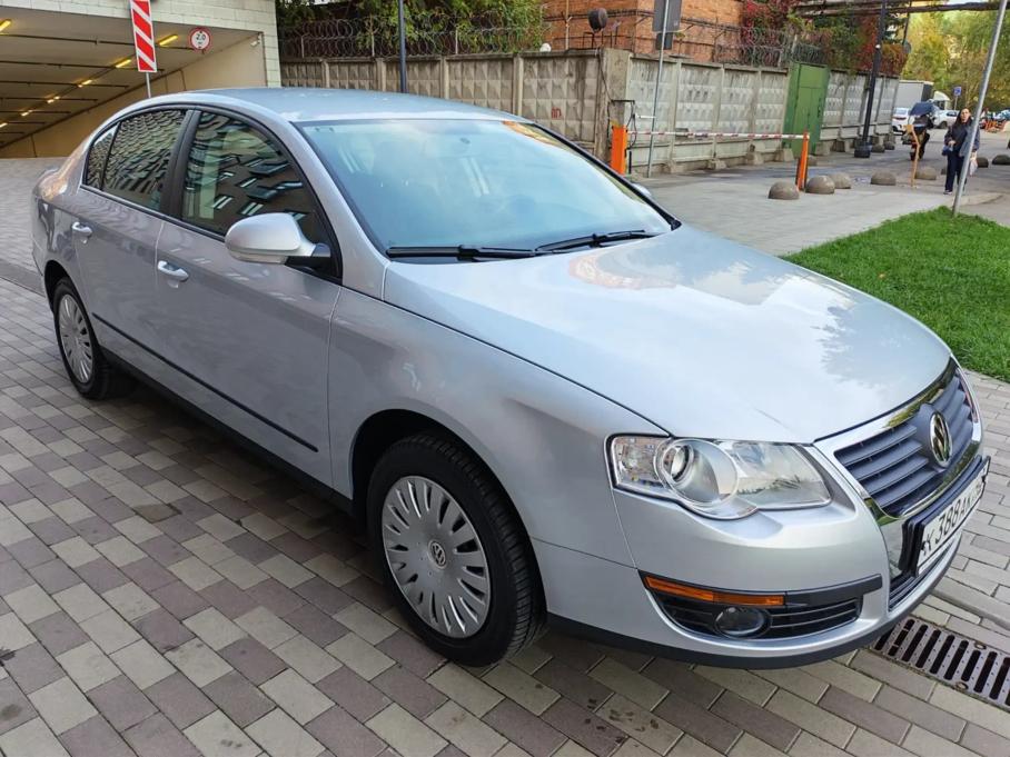 В России за 2 млн рублей продают 18-летний Volkswagen Passat без пробега